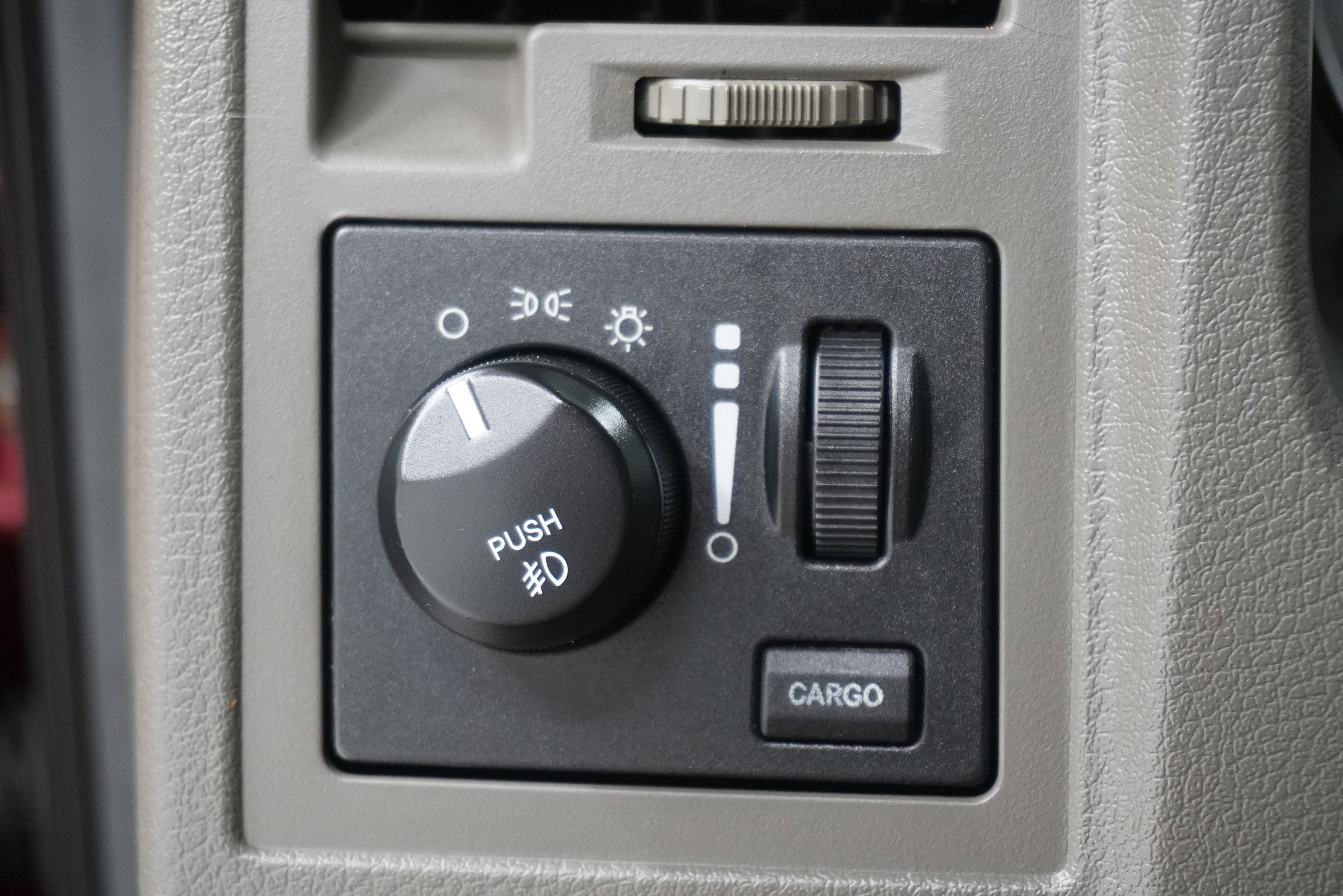 Used 2008 Dodge Dakota SLT image 18