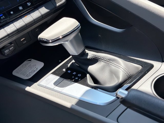 New 2026 Hyundai Elantra Sport FWD image 29