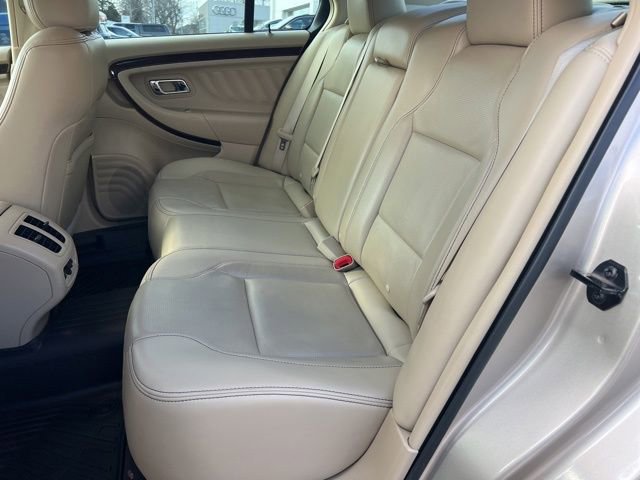 Used 2018 Ford Taurus Limited image 30