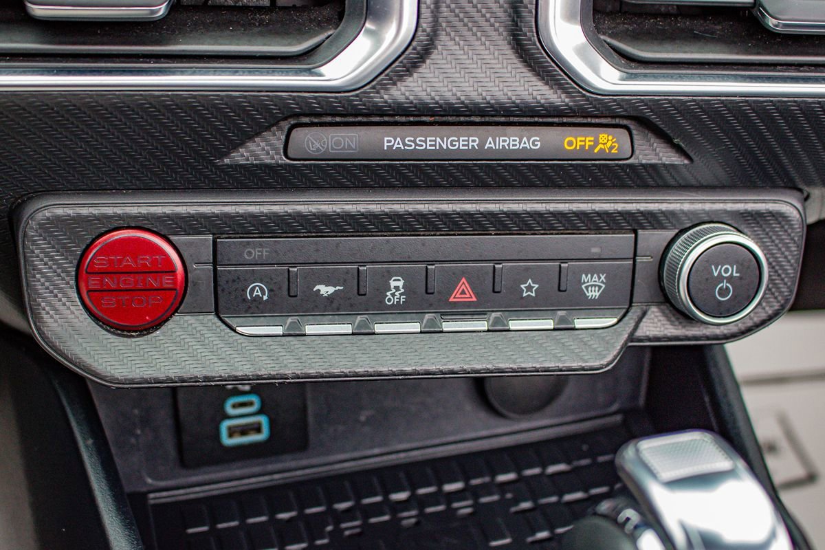 Used 2024 Ford Mustang Premium RWD image 23