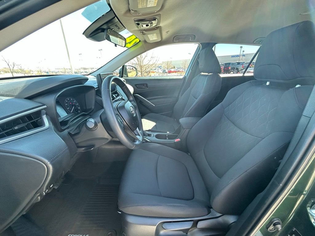 Used 2024 Toyota Corolla Cross LE image 13