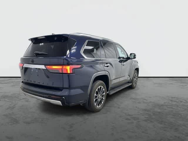 Used 2024 Toyota Sequoia Limited RWD image 3