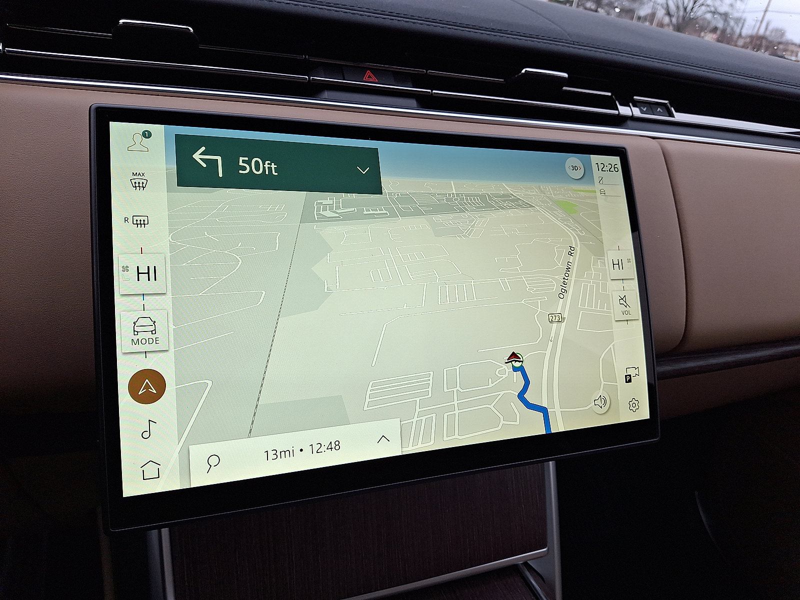 New 2026 Land Rover Range Rover SE image 7