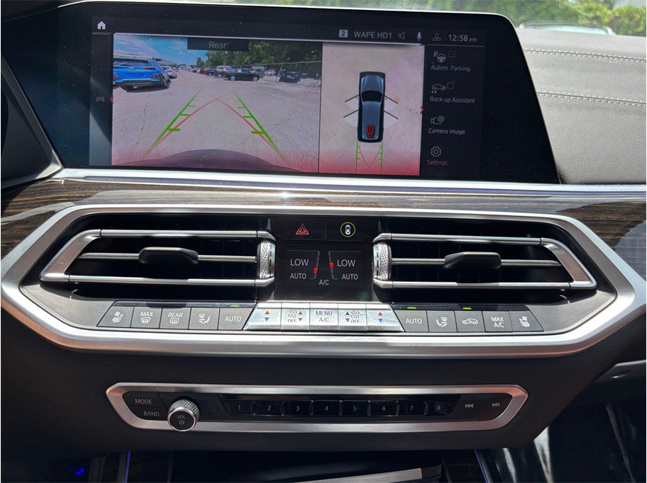 Used 2019 BMW X7 xDrive50i w/ Premium Package AWD/4WD image 36