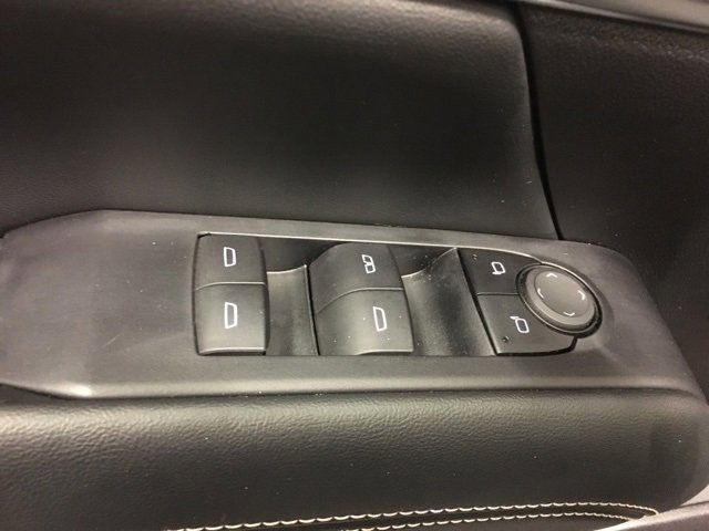 Used 2025 GMC Terrain Elevation image 32