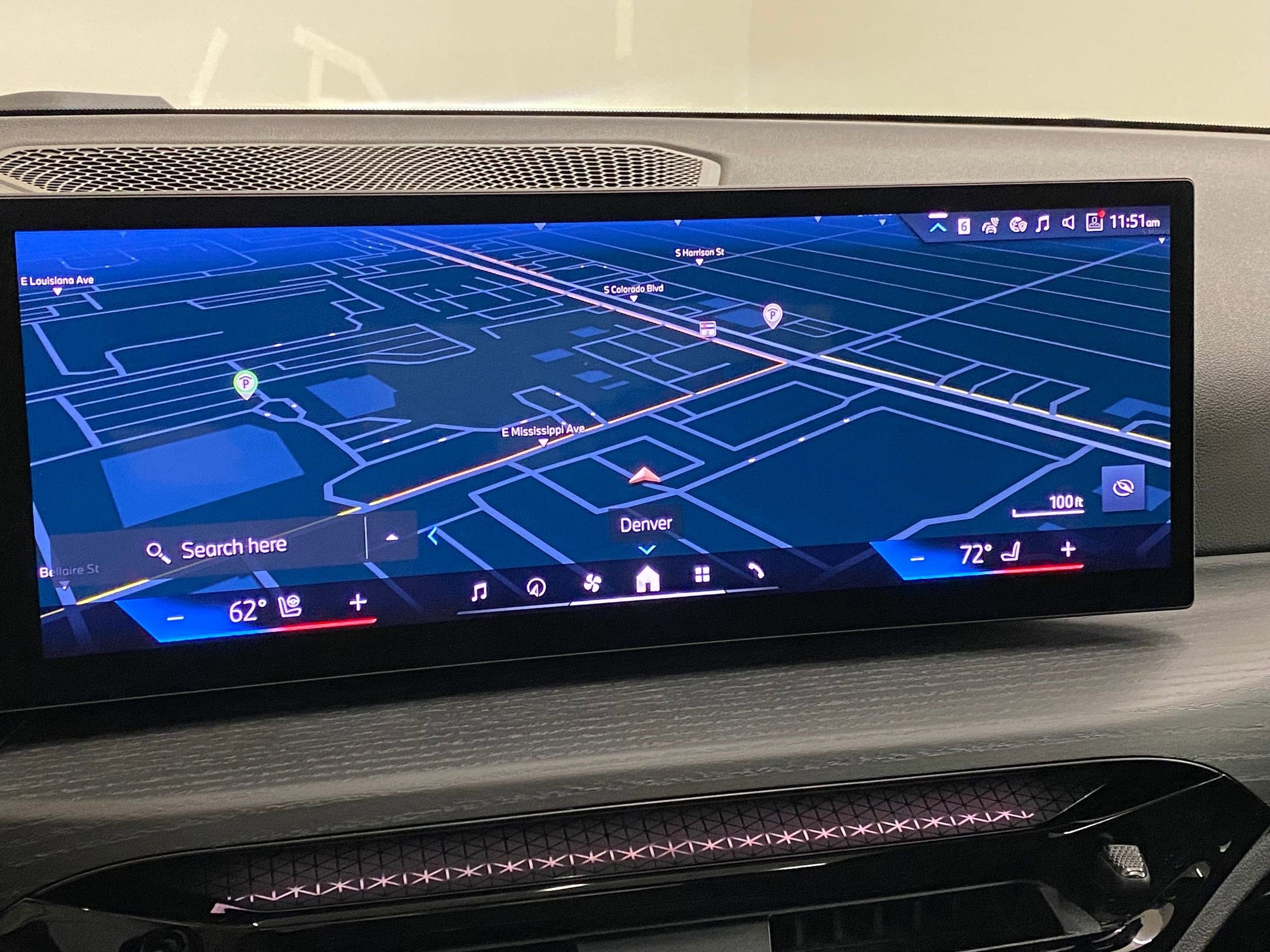 New 2025 BMW 330i xDrive Sedan w/ Convenience Package image 26