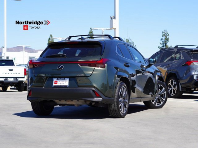 Used 2022 Lexus UX 200 w/ Premium Package FWD image 6
