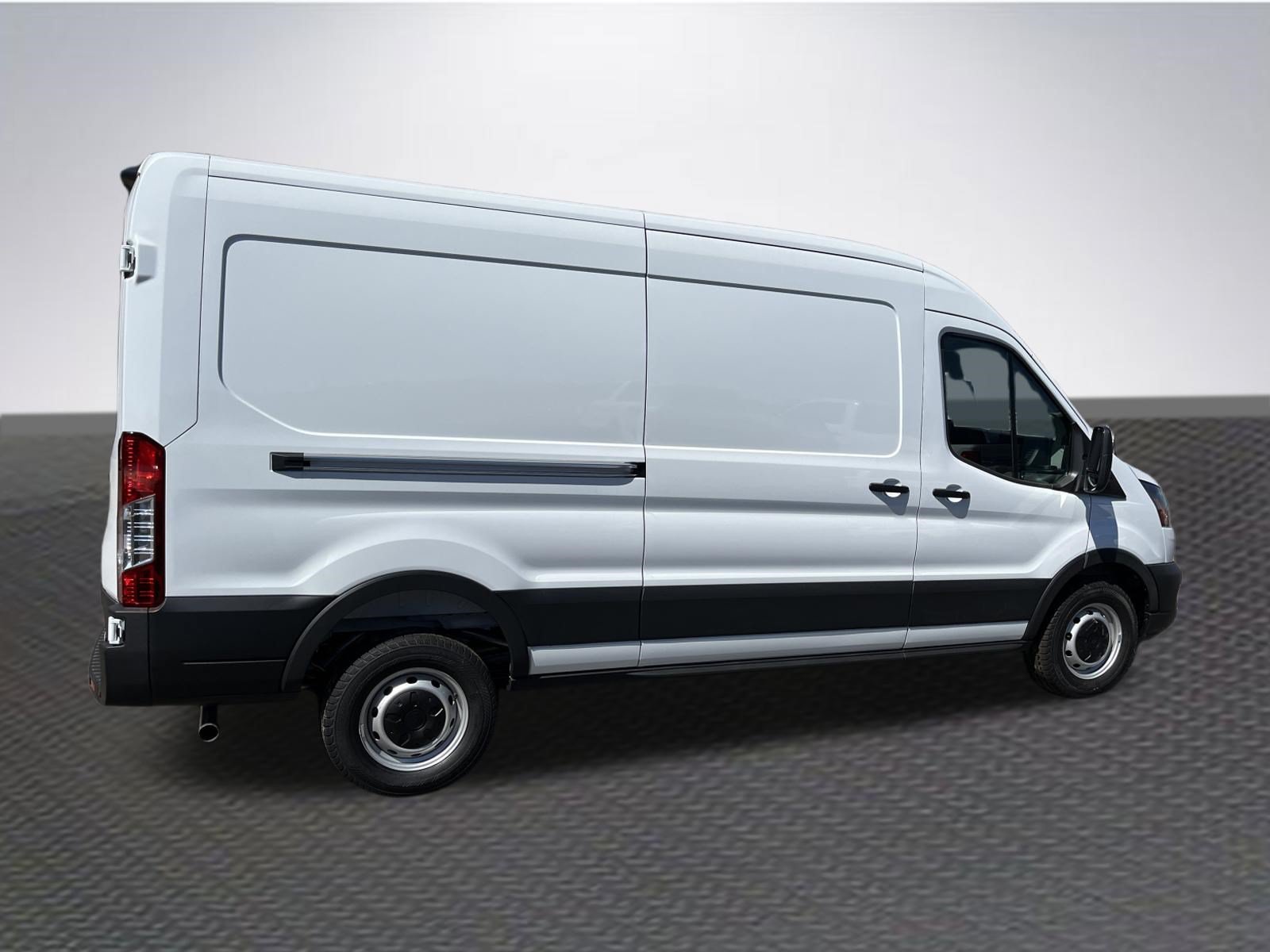 New 2026 Ford Transit 250 148 Medium Roof w/ Load Area Protection Package RWD image 8