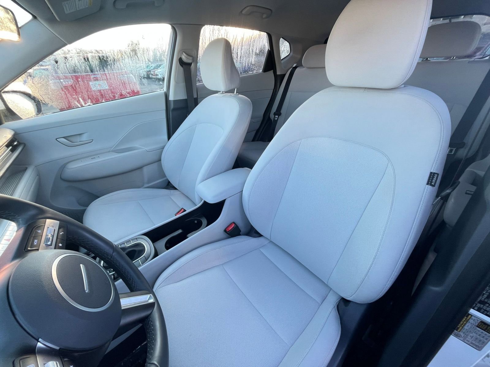 Used 2025 Hyundai Kona SEL image 36