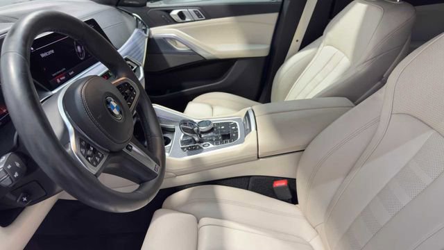 Used 2020 BMW X6 sDrive40i w/ Executive Package image 23