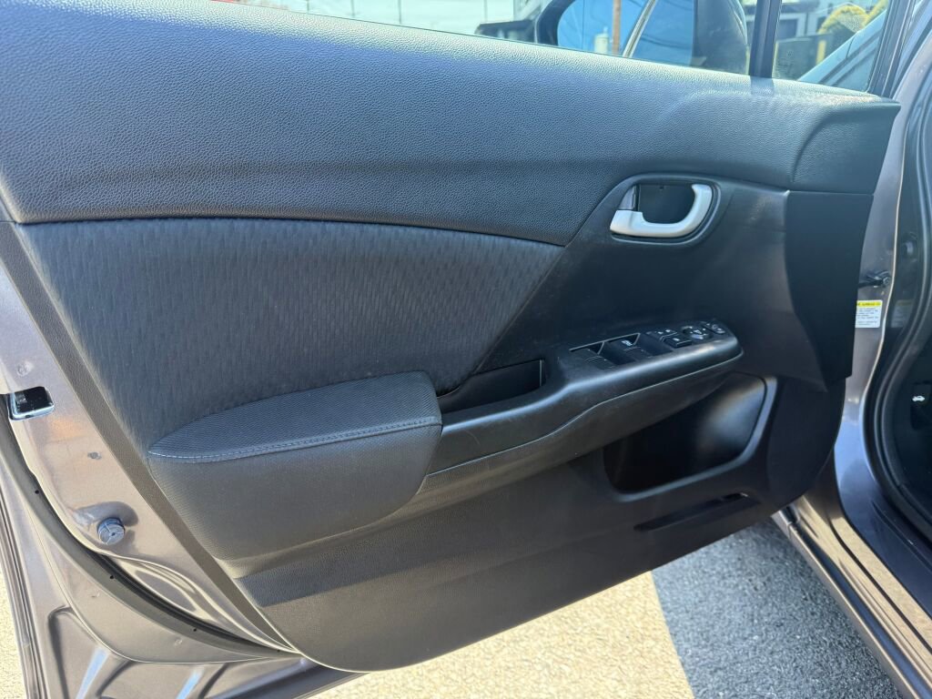 Used 2015 Honda Civic LX image 9