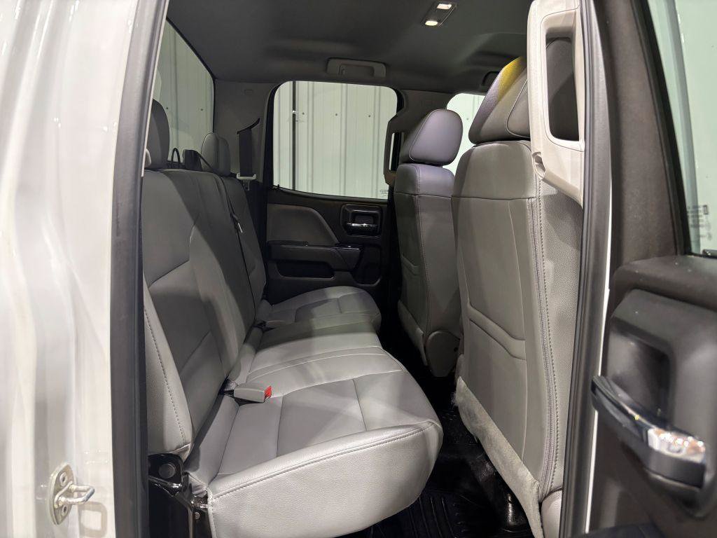 Used 2019 Chevrolet Silverado 2500 W/T AWD/4WD image 14