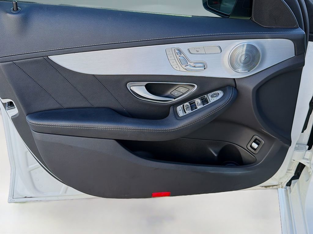 Used 2019 Mercedes-Benz C 300 4MATIC Sedan image 22