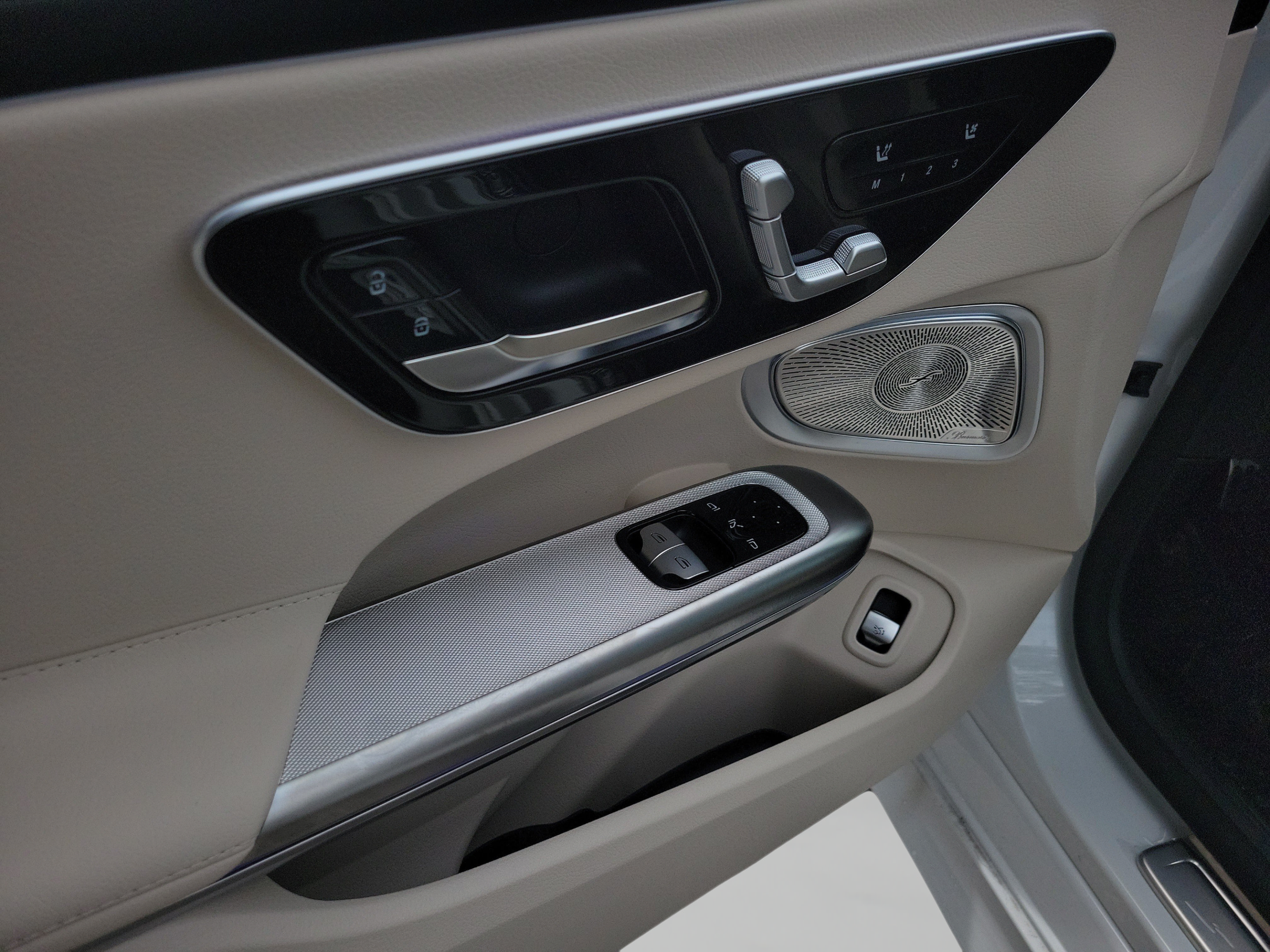 New 2026 Mercedes-Benz CLE 450 4MATIC Coupe image 8