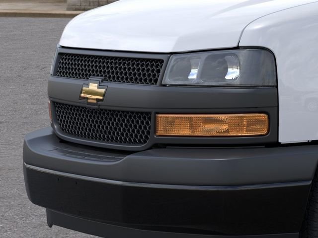 New 2026 Chevrolet Express 2500 RWD image 13