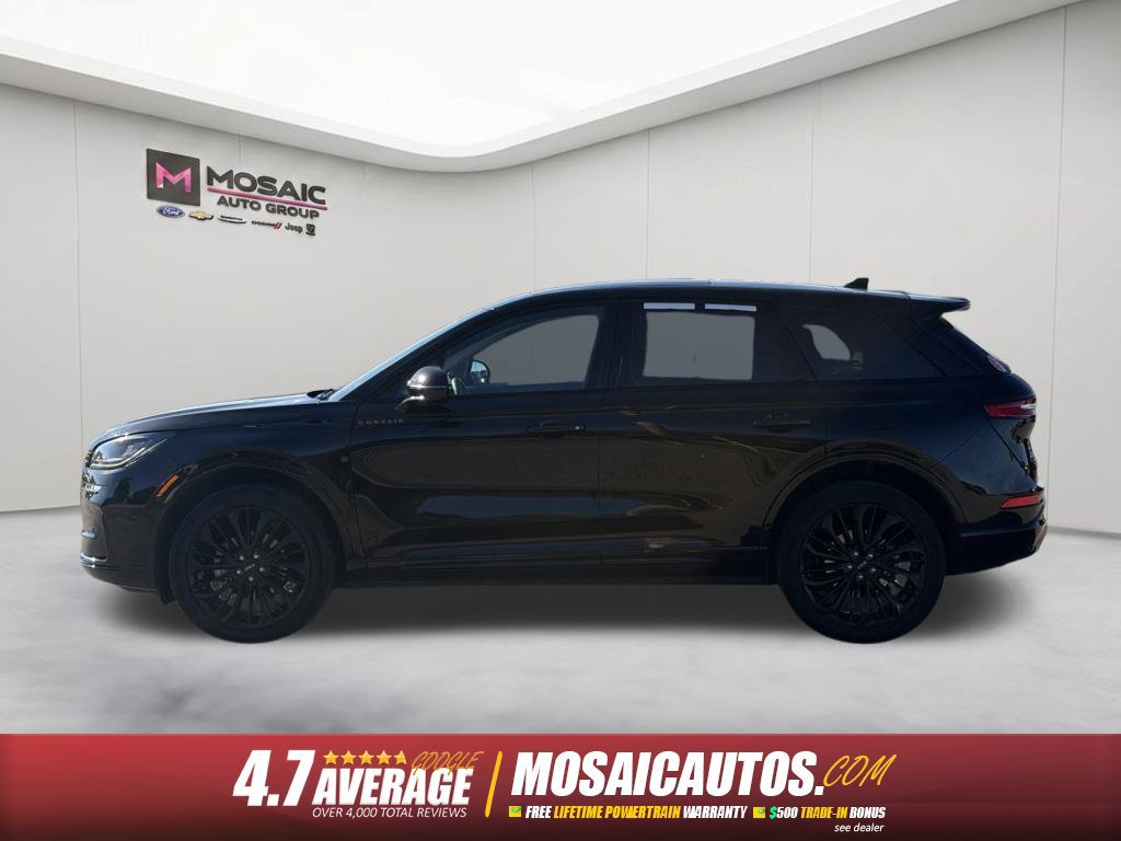 Used 2023 Lincoln Corsair AWD w/ Equipment Group 101A image 4