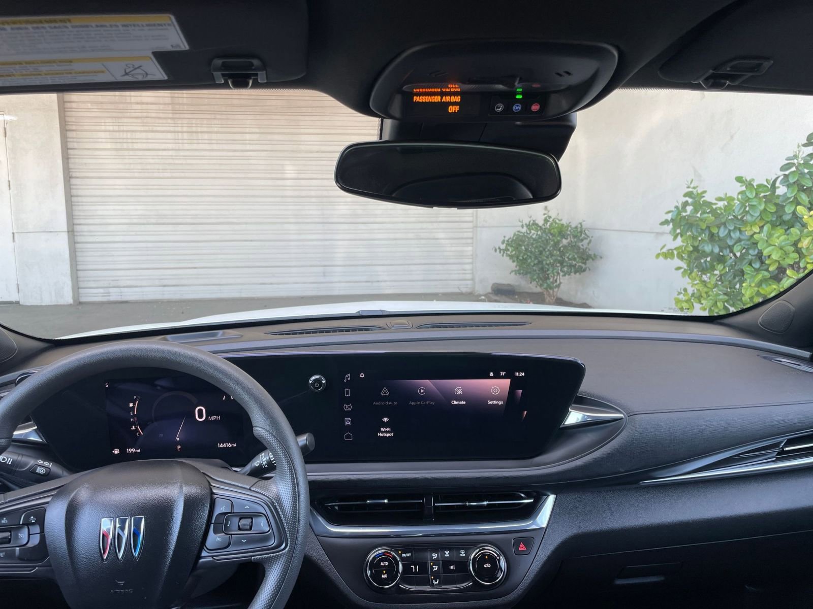 Used 2025 Buick Envista Preferred image 34