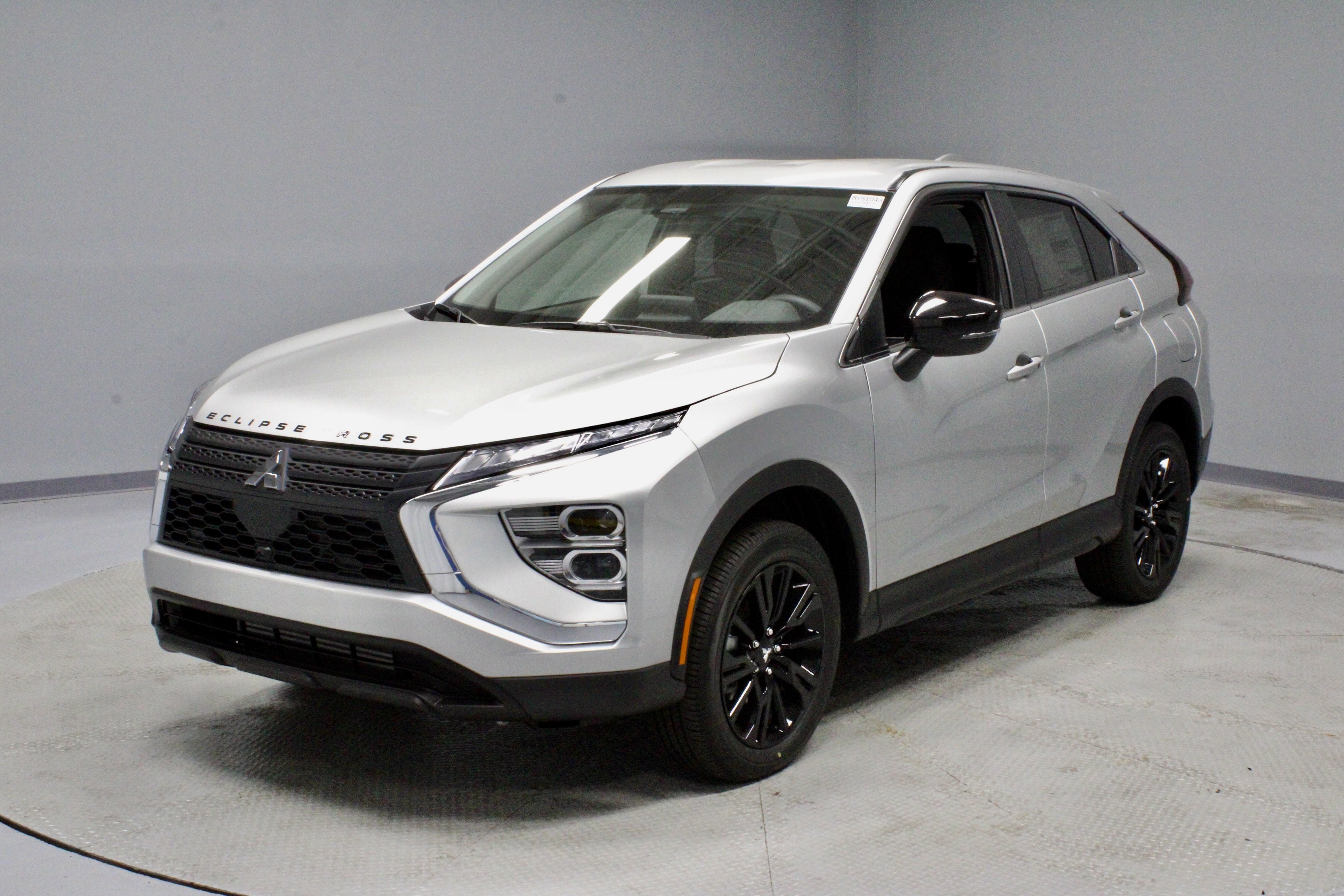 New 2025 Mitsubishi Eclipse Cross LE image 4