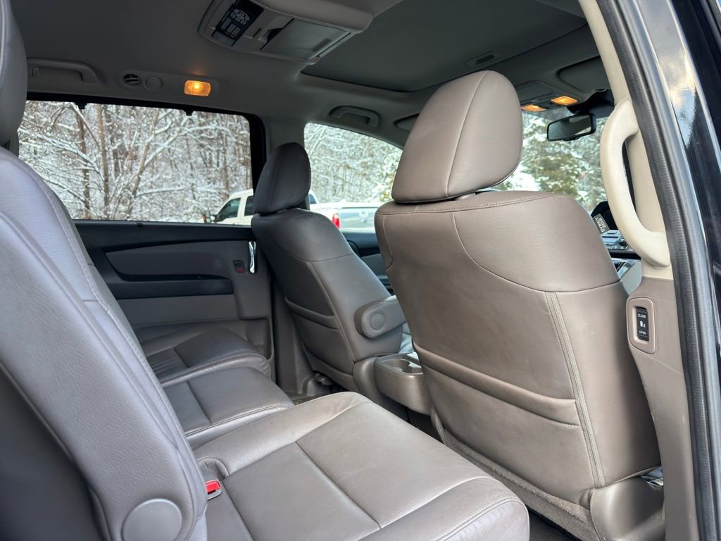 Used 2014 Honda Odyssey Touring image 24