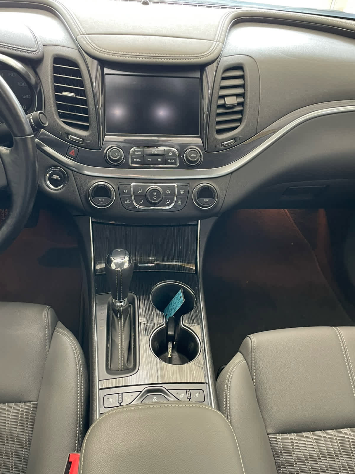 Used 2018 Chevrolet Impala LT w/ LT Convenience Package FWD image 14