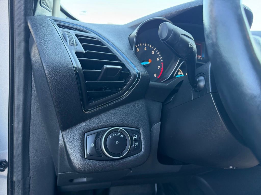 Used 2018 Ford Escape Titanium image 28