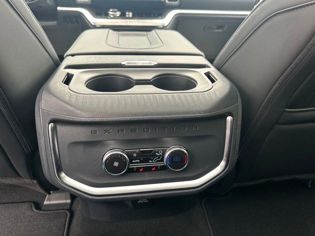 New 2025 Ford Expedition Platinum w/ Stealth Performance Package image 51