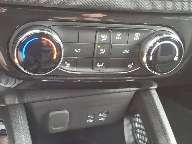Used 2024 Chevrolet TrailBlazer LT w/ LT Cold Weather Package AWD/4WD image 22