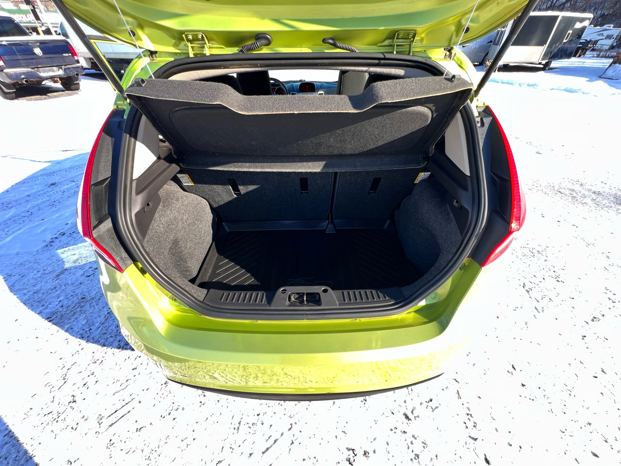 Used 2011 Ford Fiesta SE w/ 201A Rapid Spec Order Code image 19