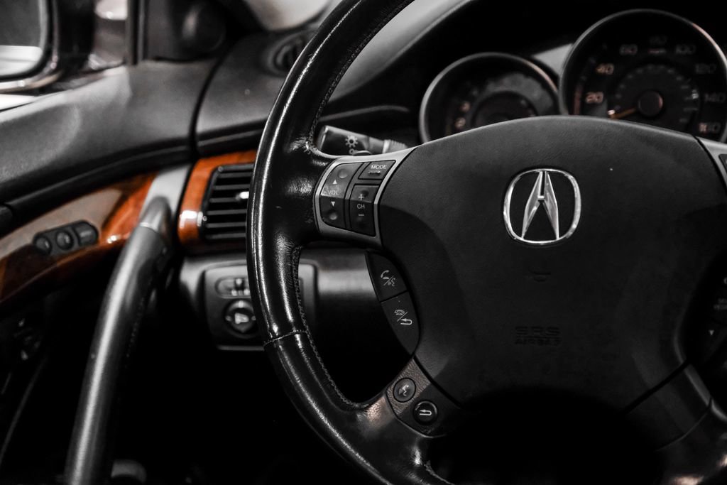 Used 2010 Acura RL image 19