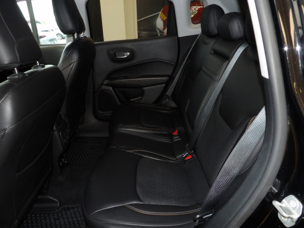 Used 2018 Jeep Compass Latitude w/ Popular Equipment Group AWD/4WD image 22