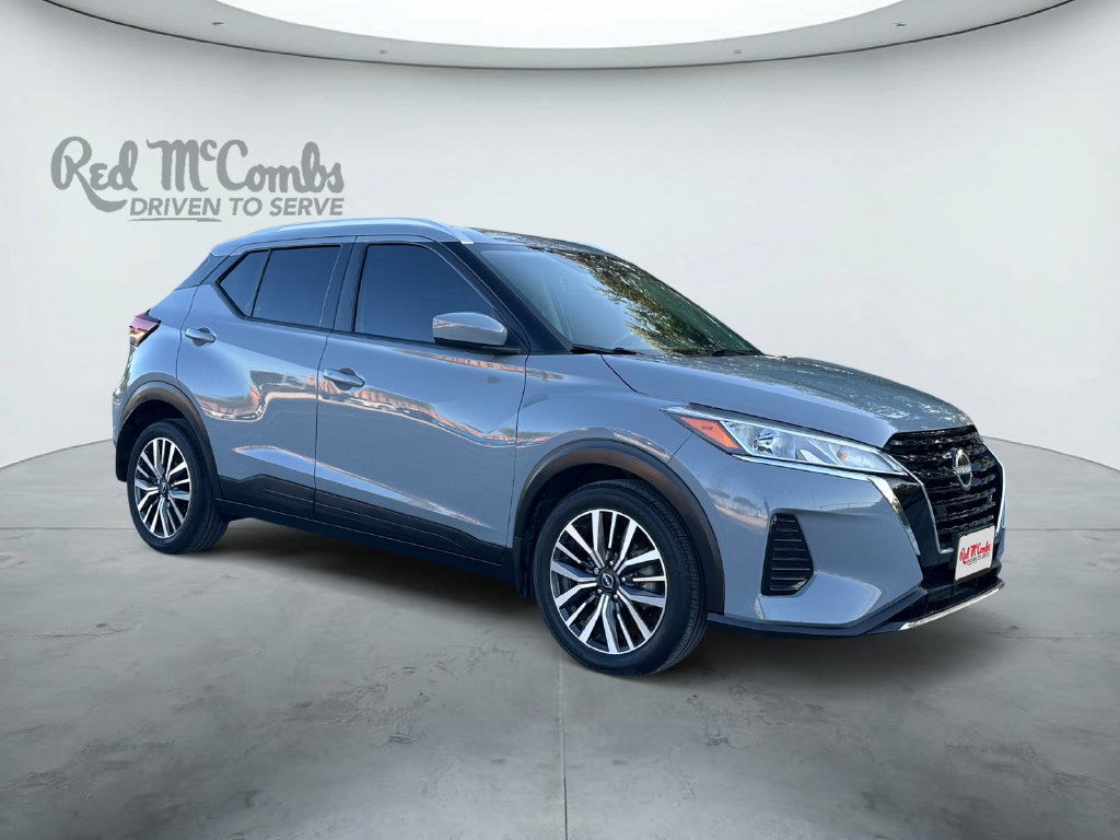 Used 2022 Nissan Kicks SV FWD image 3