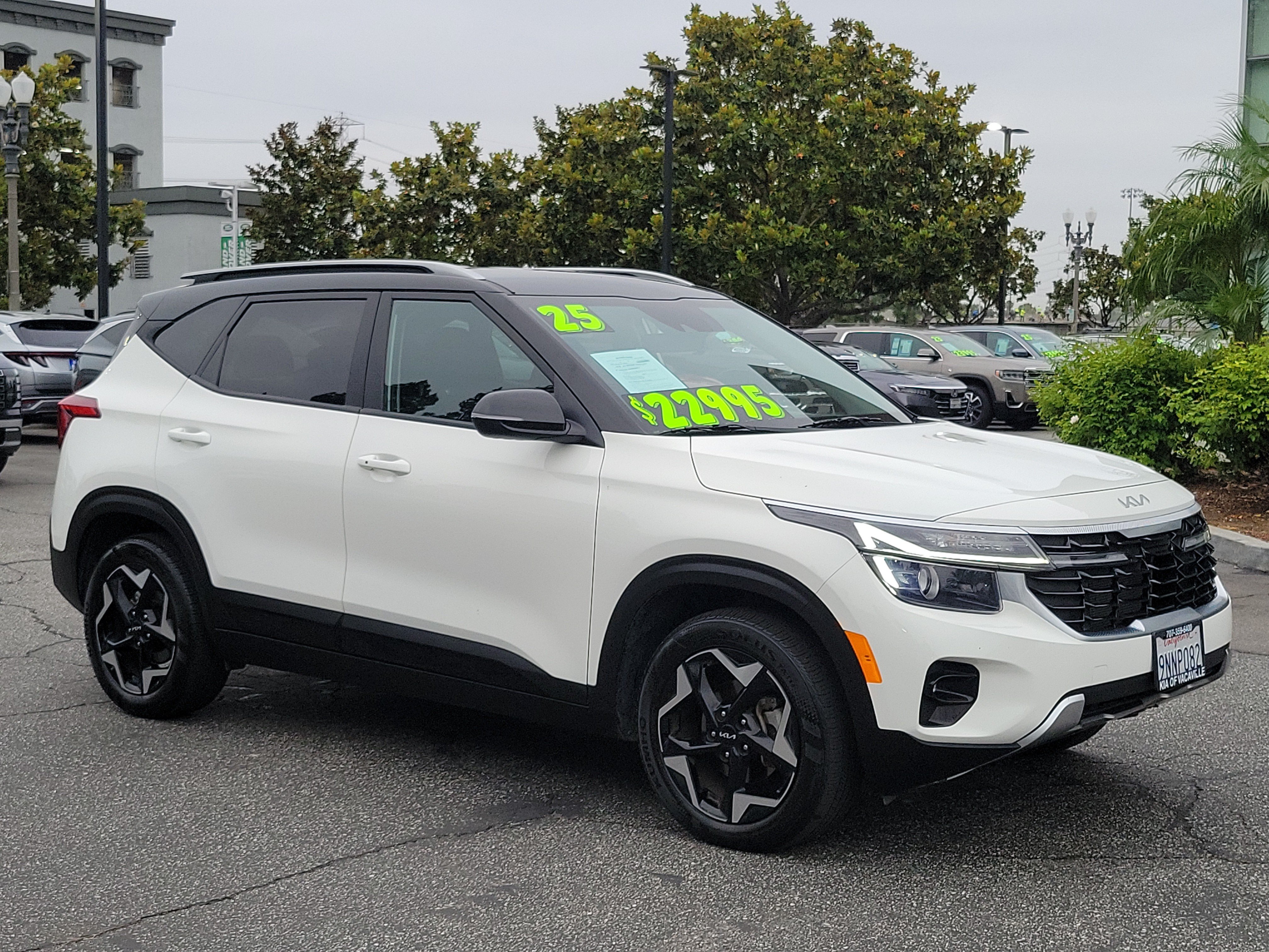 Used 2025 Kia Seltos S FWD image 27