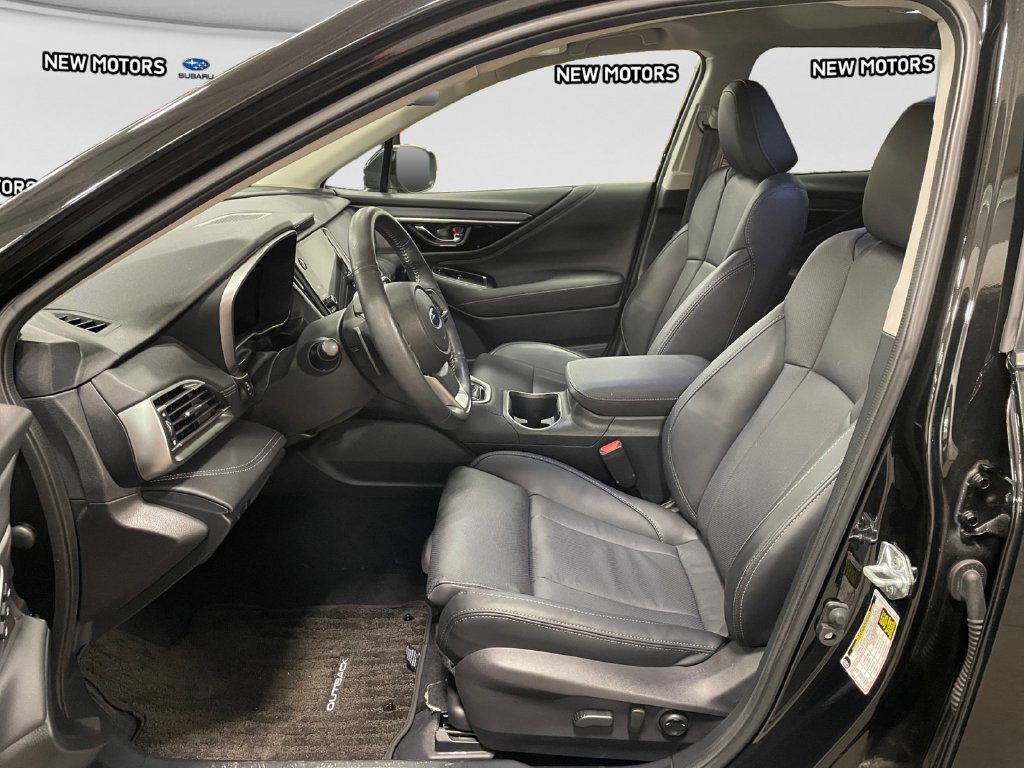 Used 2025 Subaru Outback Limited XT AWD/4WD image 9