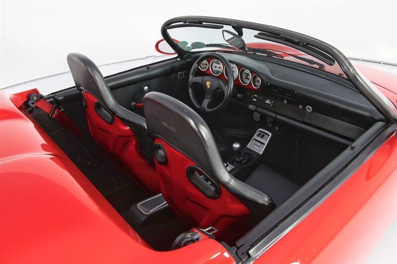 Used 1989 Porsche 911 Carrera RWD image 43