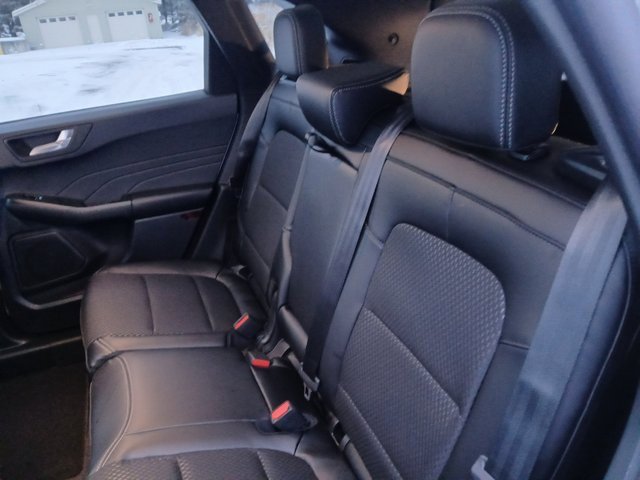 New 2026 Ford Escape SE w/ Class II Trailer Tow Package image 25