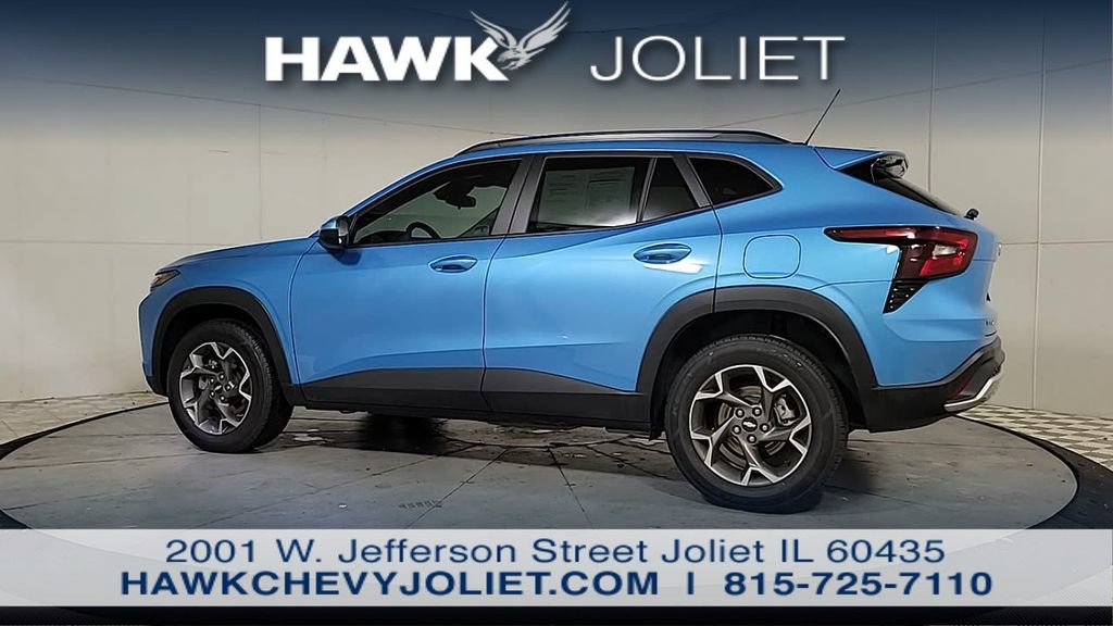 Used 2025 Chevrolet Trax LT w/ Driver Confidence Package FWD image 5