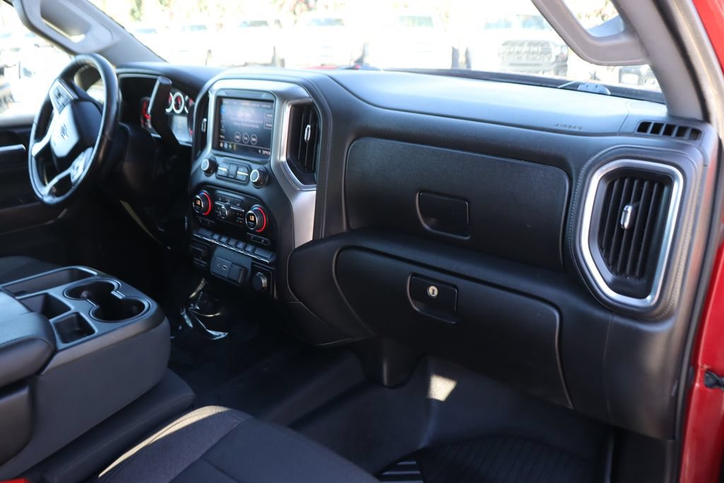 Used 2020 Chevrolet Silverado 1500 RST AWD/4WD image 34