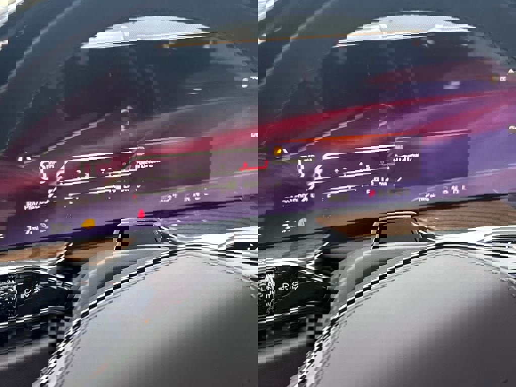 New 2026 Cadillac Escalade ESV Platinum Sport w/ LPO, Floor Liner Package image 22