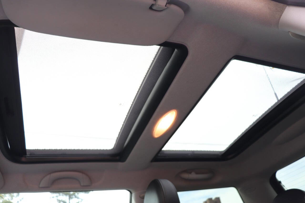 Used 2009 MINI Cooper Hardtop image 25