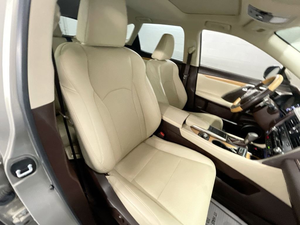 Used 2020 Lexus RX 350L FWD w/ Premium Package image 28