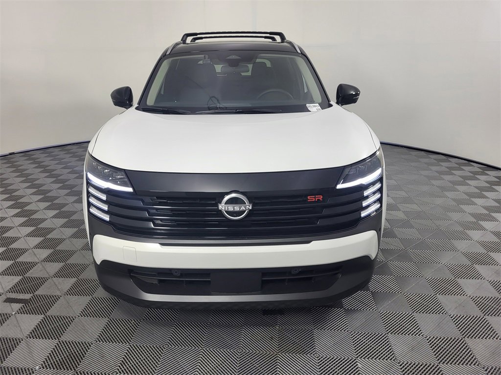 New 2025 Nissan Kicks SR w/ SR Premium Package image 2