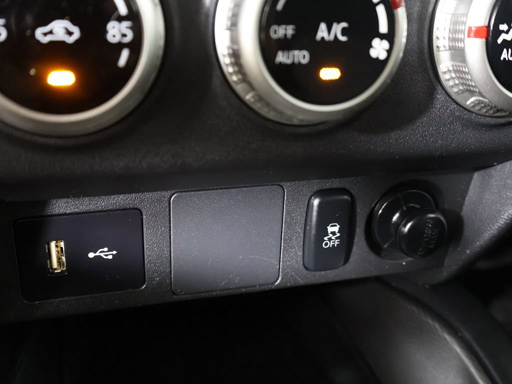 Used 2023 Mitsubishi Outlander Sport ES AWD/4WD image 40