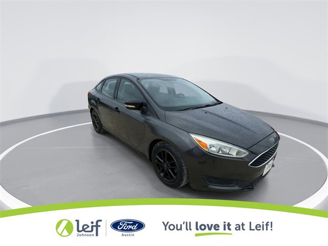 Used 2016 Ford Focus SE image 2
