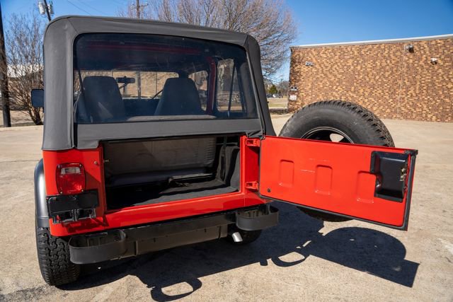 Used 1993 Jeep Wrangler S image 28