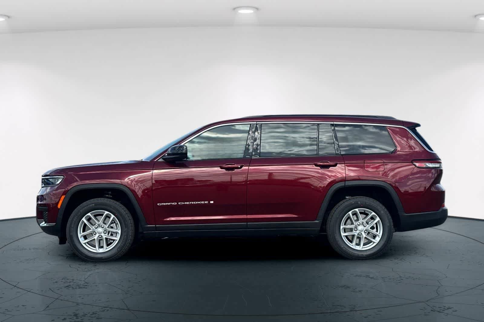 New 2026 Jeep Grand Cherokee L 4WD image 9