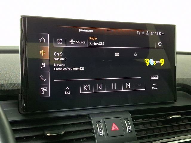 Used 2023 Audi Q5 2.0T Premium w/ Convenience Package image 3