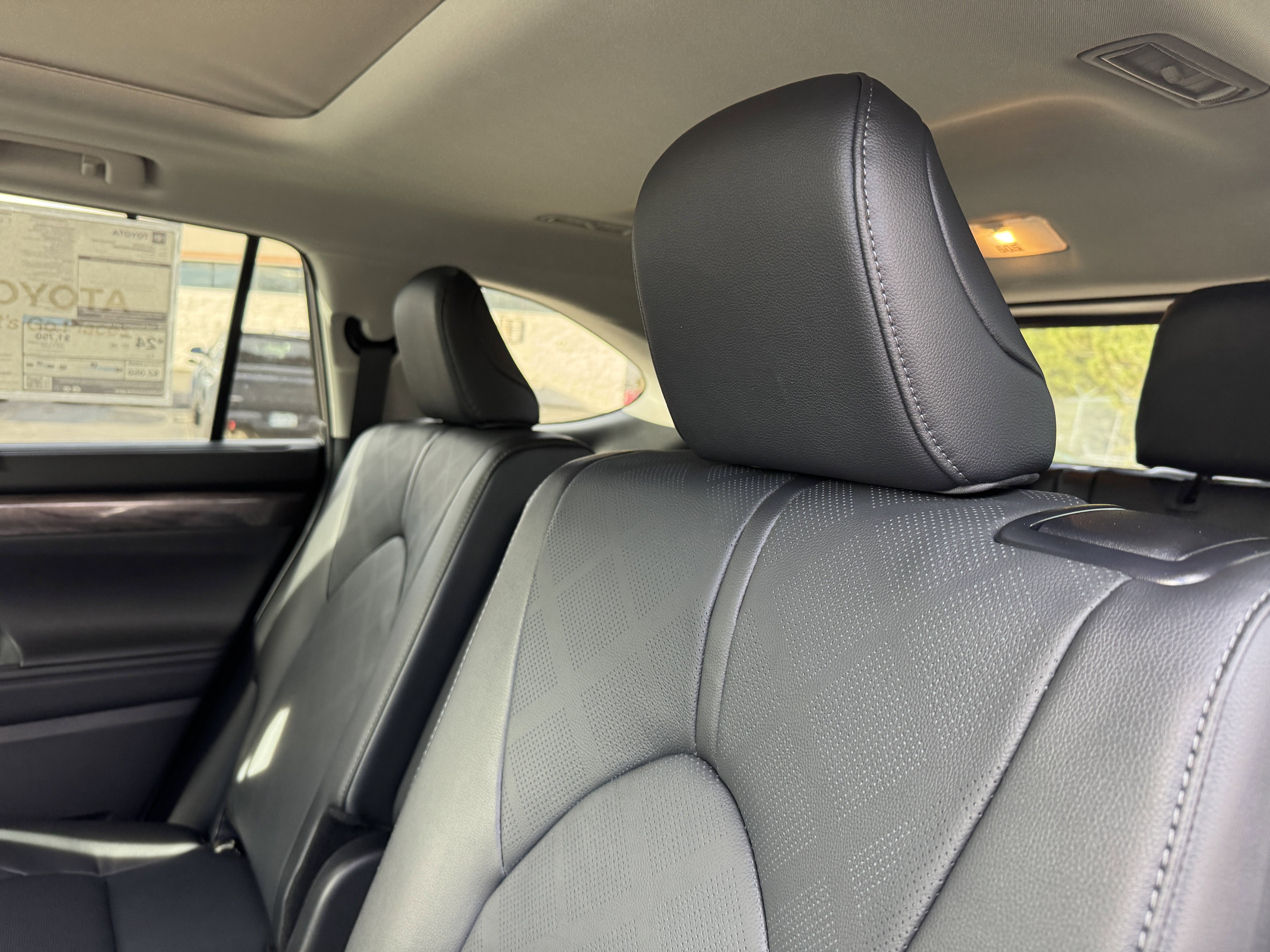 New 2026 Toyota Highlander Platinum AWD/4WD image 14