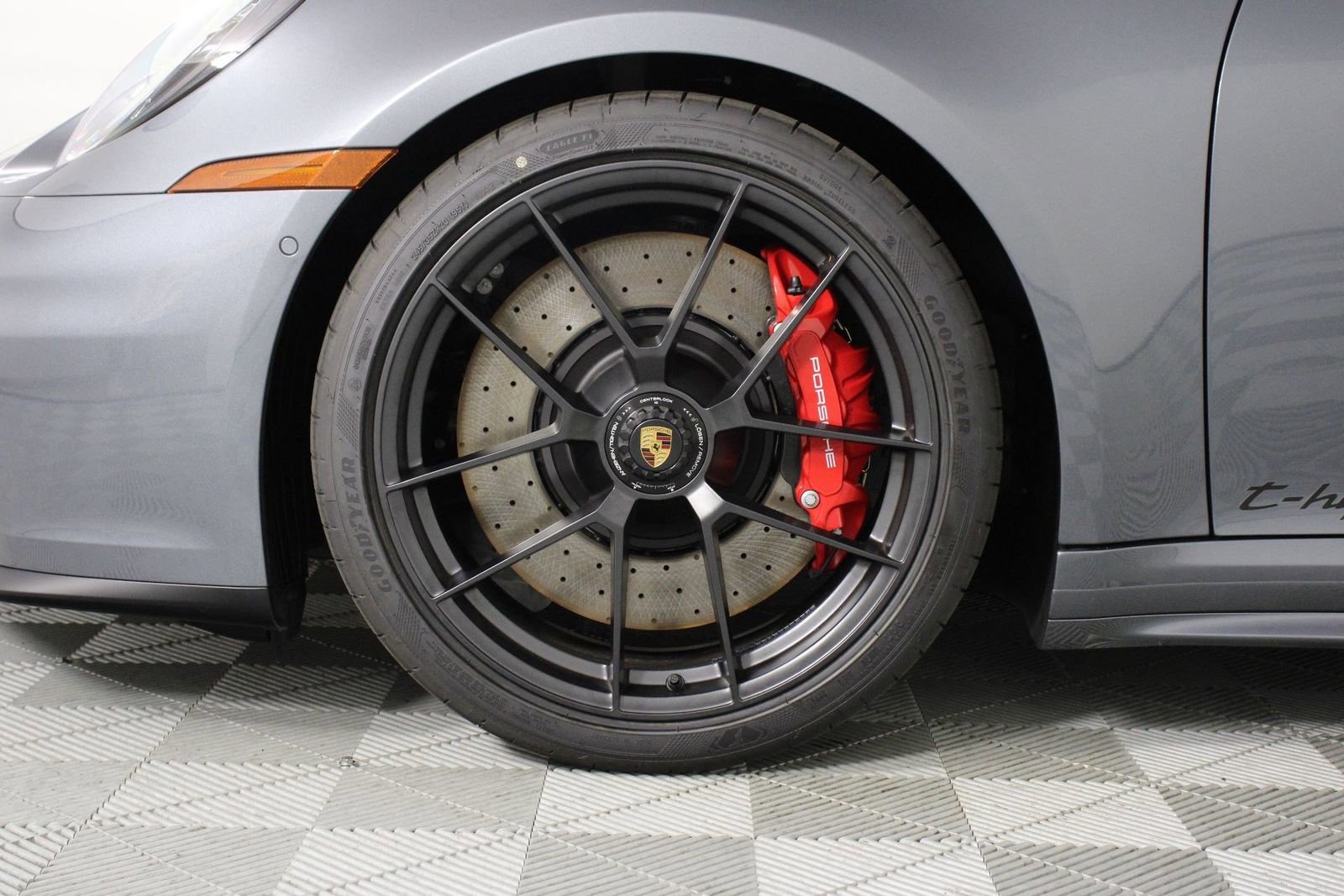 New 2026 Porsche 911 Carrera 4 GTS image 17