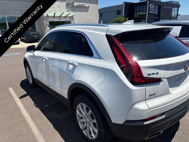 Certified 2023 Cadillac XT4 Luxury w/ Cold Weather Package AWD/4WD image 3