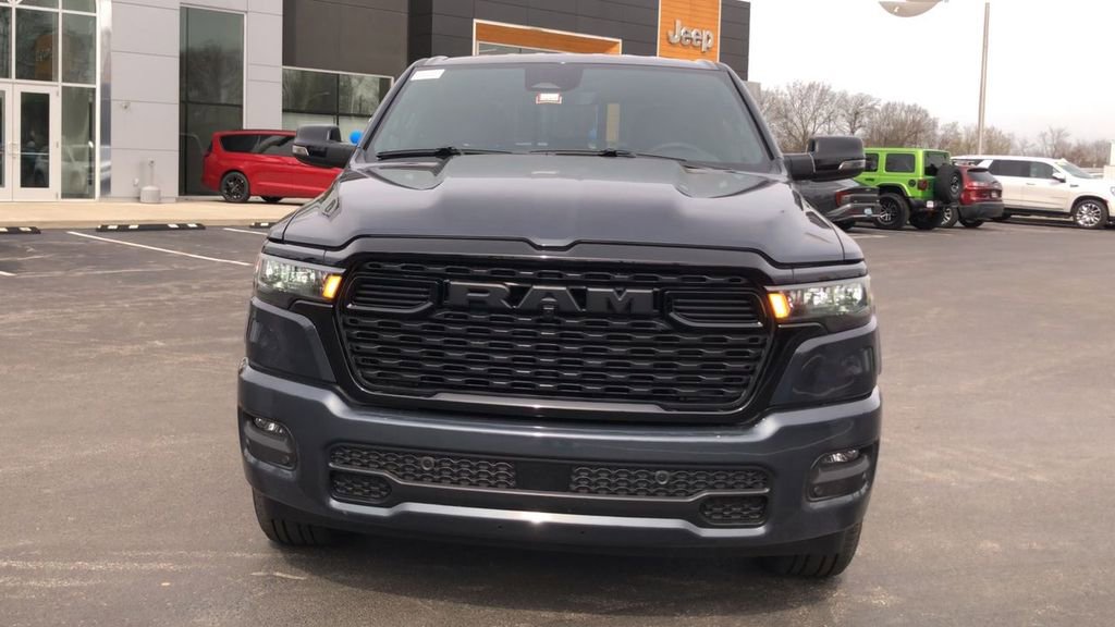 New 2026 RAM 1500 4x4 Crew Cab video 3